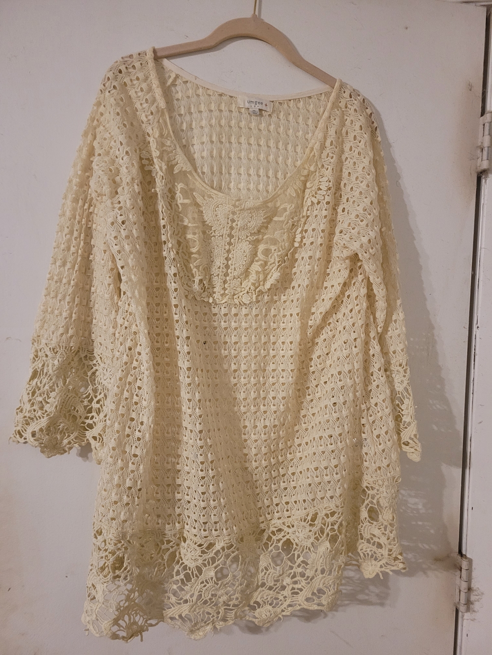 Umgee Cream Crochet Beach Coverup Tunic
